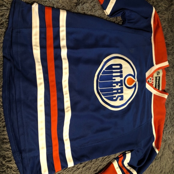 Taylor Hall Edmonton Oilers Jersey - Picture 2 of 3